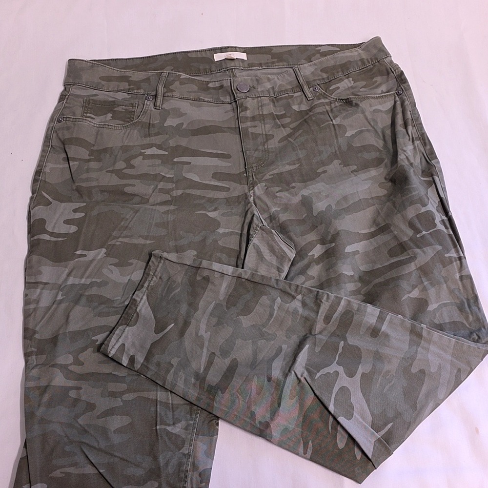 Loft Marisa Skinny Pants Women 18 Green Camouflage Mid Rise Utility Casual